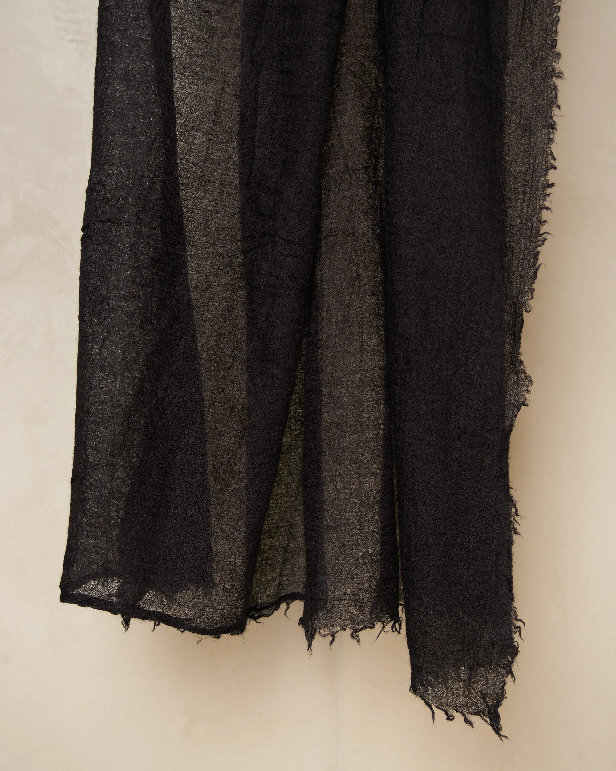 Black Follo Pashmina Scarf