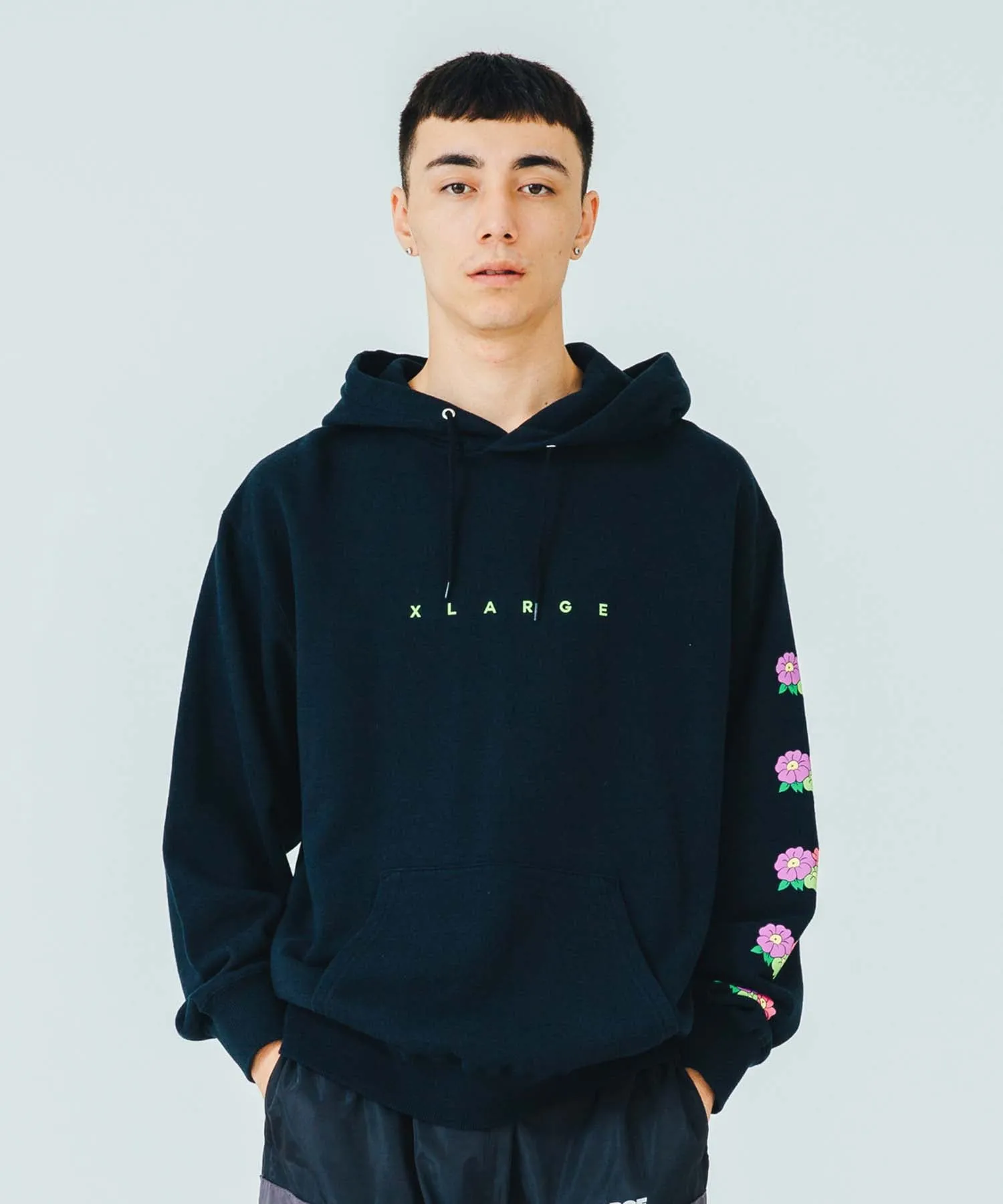 FLOWER LOGO PULLOVER HOODED SWEAT