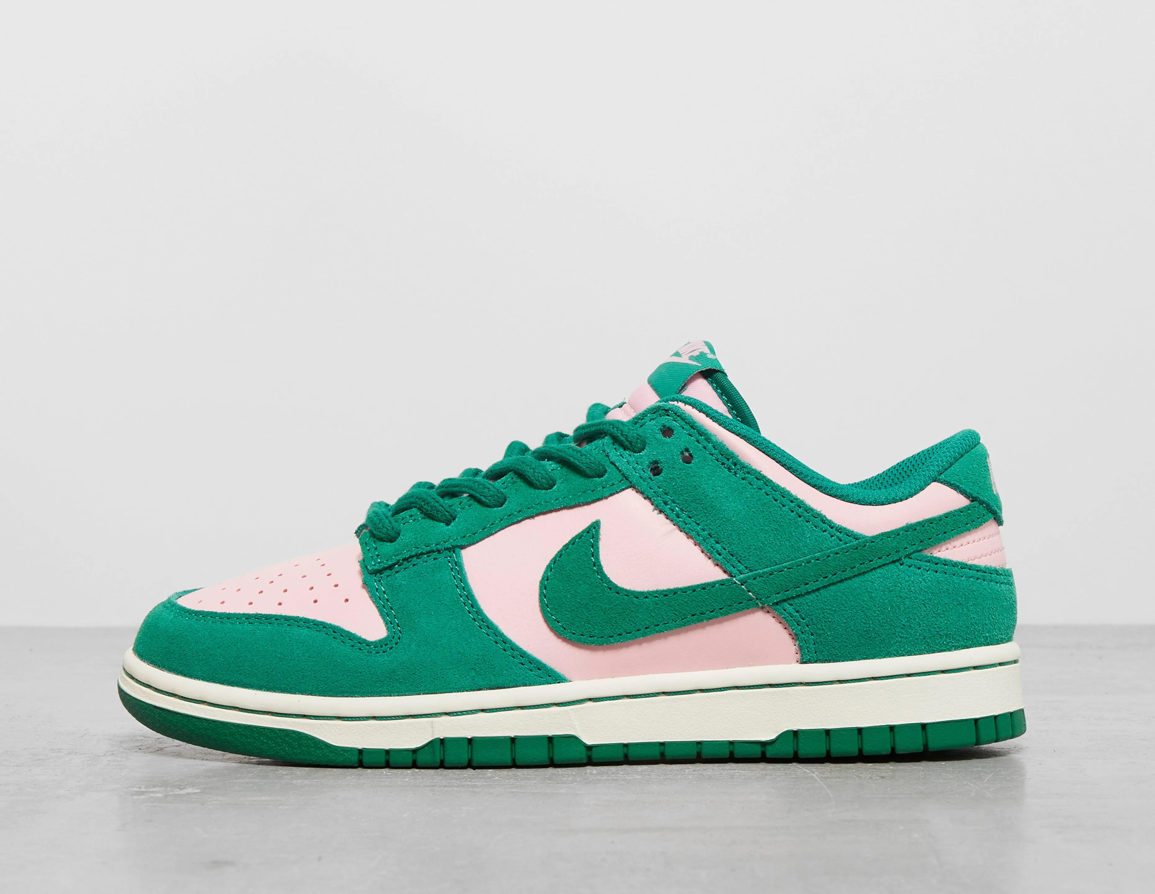 Nike Dunk Low Women's