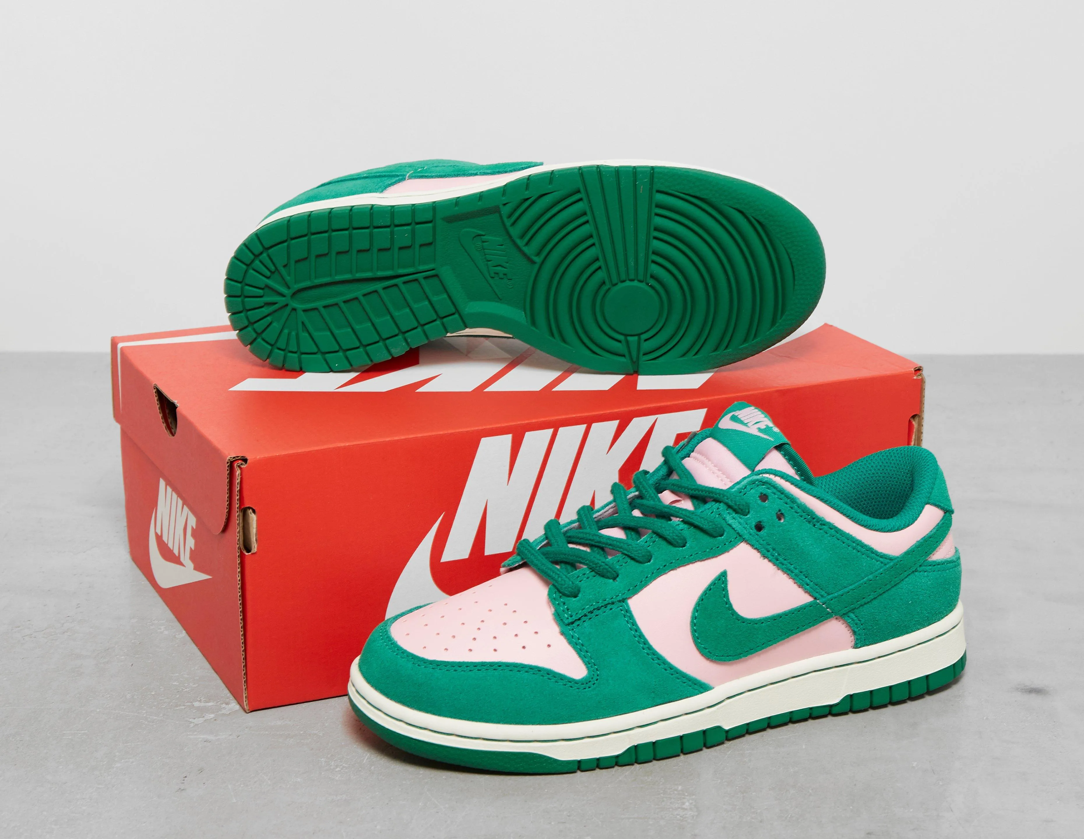 Nike Dunk Low Women's