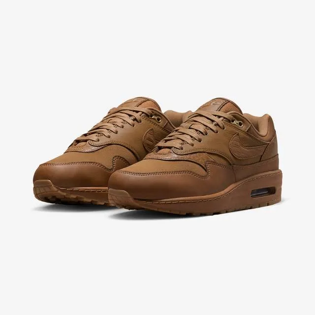 Nike Women's Air Max 1 (87 Luxe Ale Brown/ Gum Medium Br...