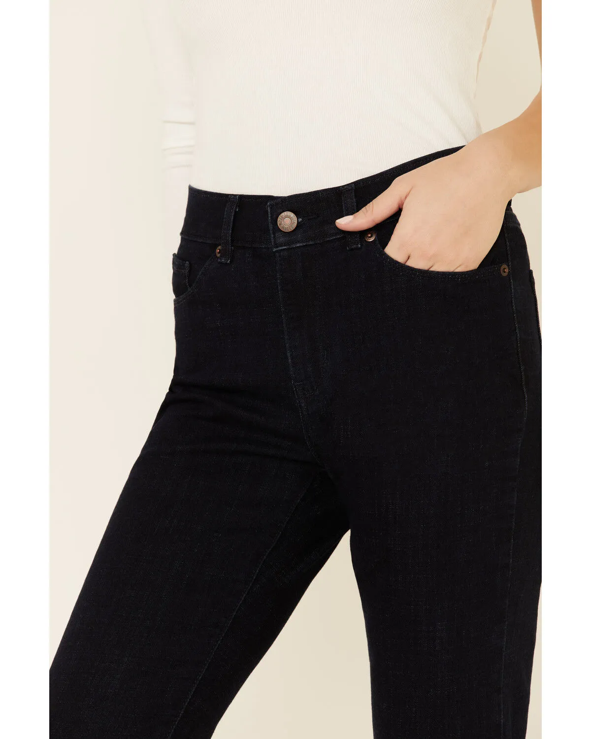 Product Name:  Levi’s Women's Classic Straight Fit Jeans