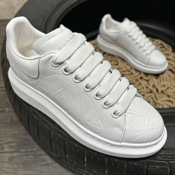 Sneakers White Engraved Style 2024