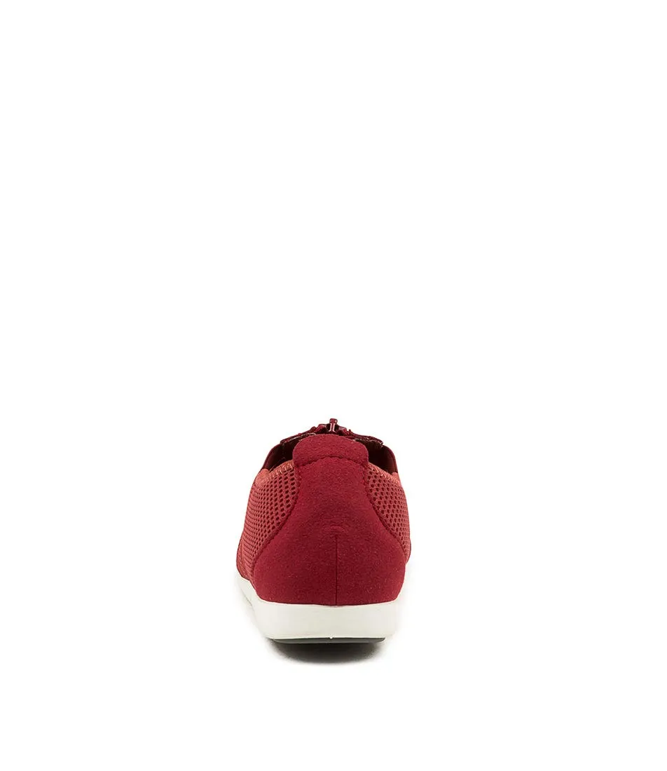 SUPERSOFT Scottie Wine Fabric Sneakers