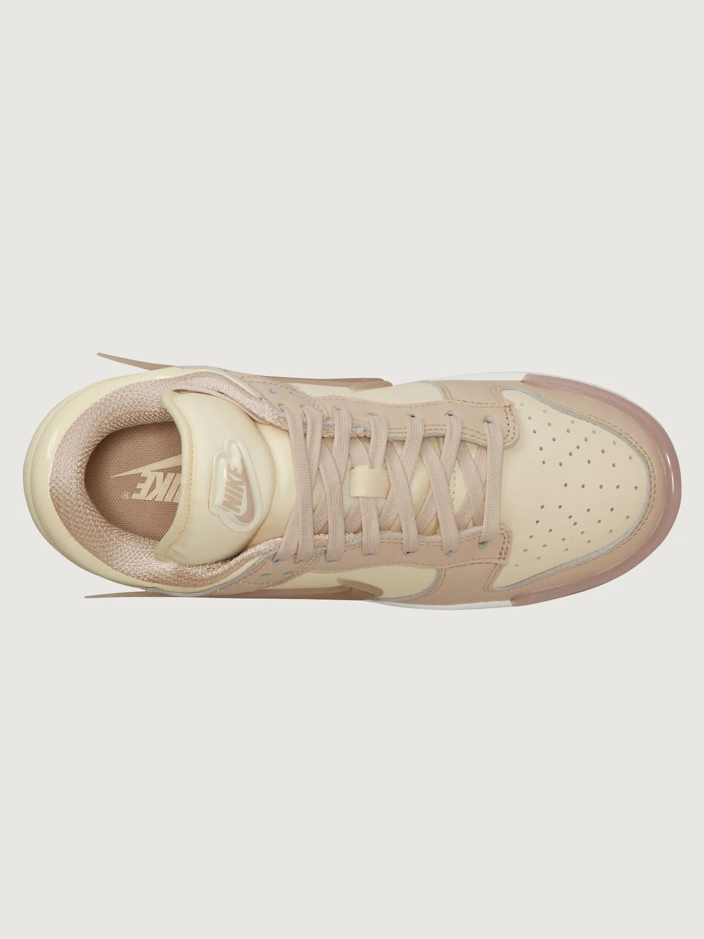 W Nike Dunk Low Twist - Coconut Milk/Sanddrift-Pink Oxford-Sail